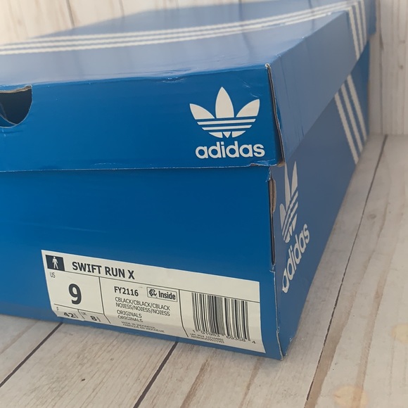 SOLD! Men’s Adidas Swift Run X Shoes Size 9 (Black) - Picture 6 of 7